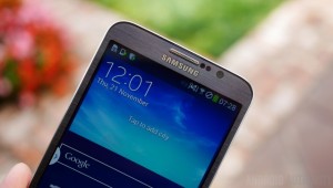 87d0sung-Galaxy-Round-Hands-On-AA-17-of-19-645x362